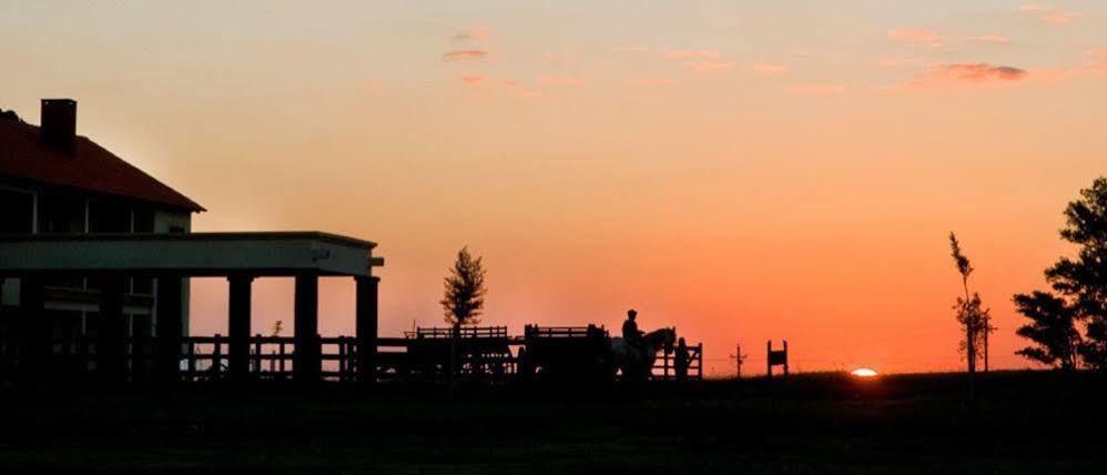 Estancia Turistica Finca Piedra Mal Abrigo Exteriör bild